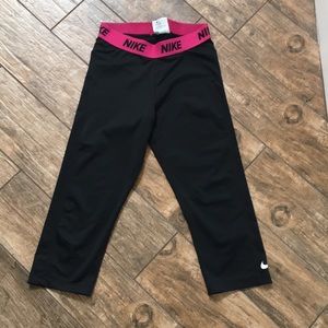 •Nike Dri-Fit Black Leggings•